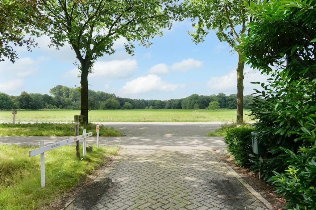 Bos En Beek Bed & Breakfast Ulvenhout Exterior photo